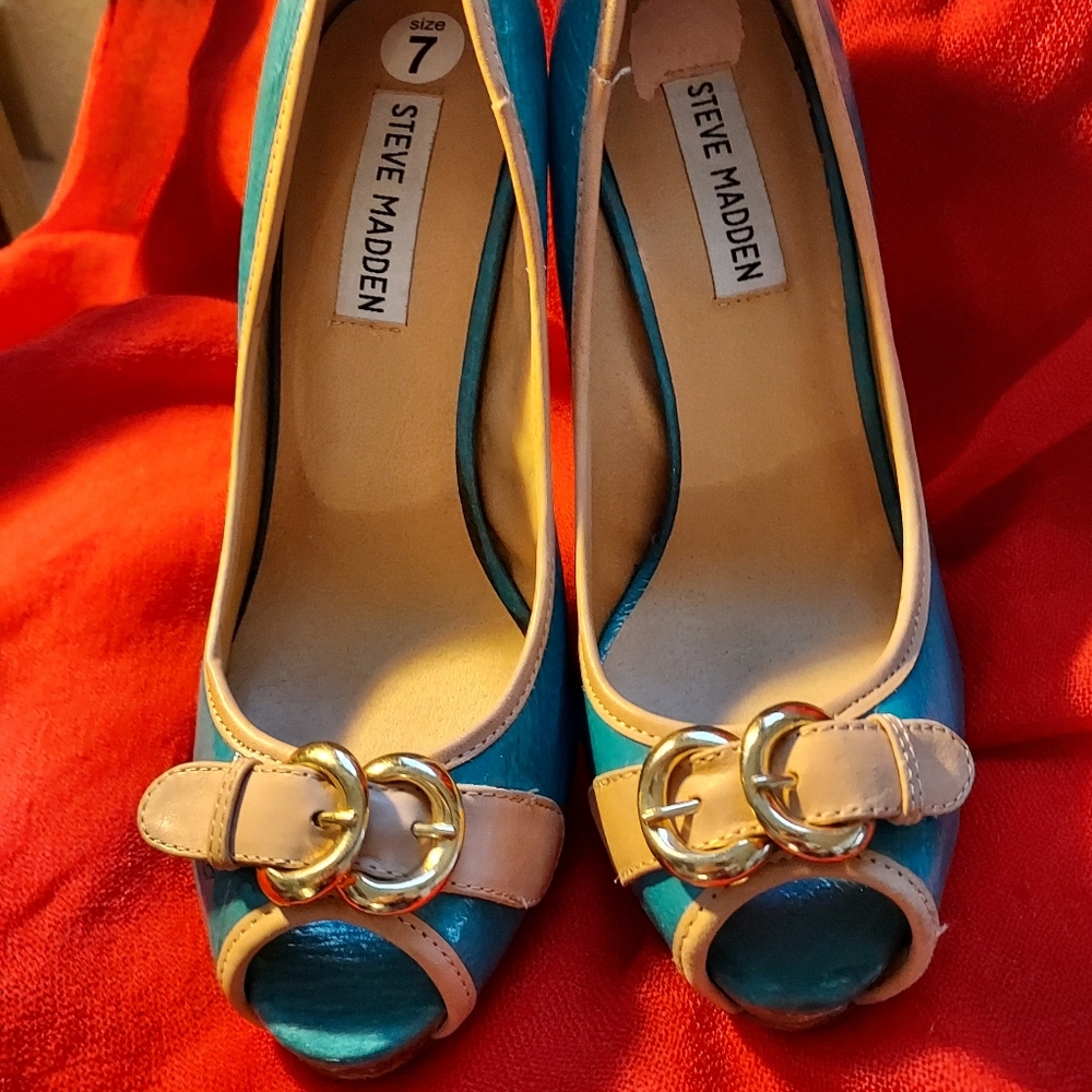 New Steve Madden shoes.